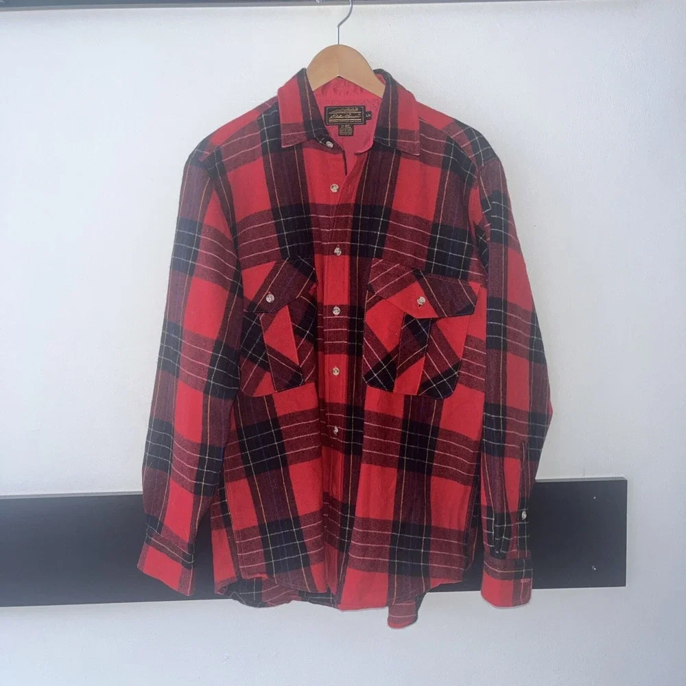 Men's Vintage Eddie‎ Bauer Wool Buffalo Plaid Red, Heavy Button Up Shirt. Large